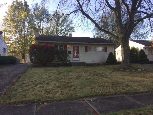 2041 Stewart , Youngstown, OH 44505 