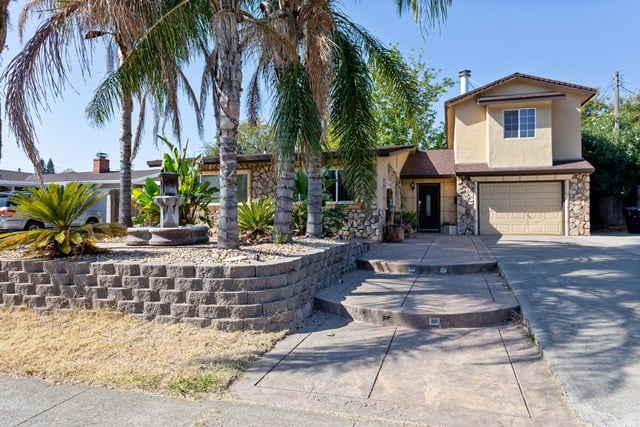 Rollingwood Blvd, Citrus Heights, CA 95621