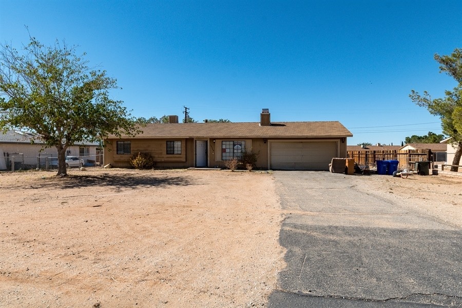 Tecopa Rd, Apple Valley, CA 92308
