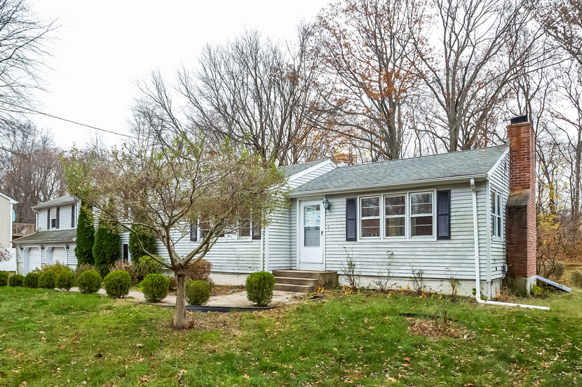 Woodbridge Manor Rd, Ansonia, CT 06401 #1