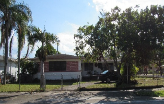 136th St, North Miami, FL 33161