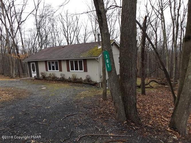 Suter Dr, Bushkill, PA 18324 #1