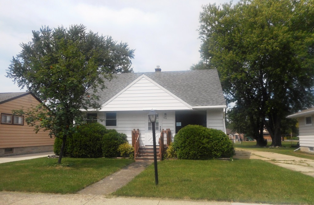 Bragg St, Fond Du Lac, WI 54935