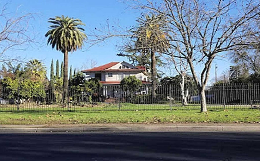 21st St, Merced, CA 95340