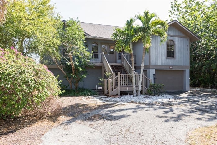 Single Family Auction Sanibel Fl 1102 Harbor Cottage Ct Sanibel