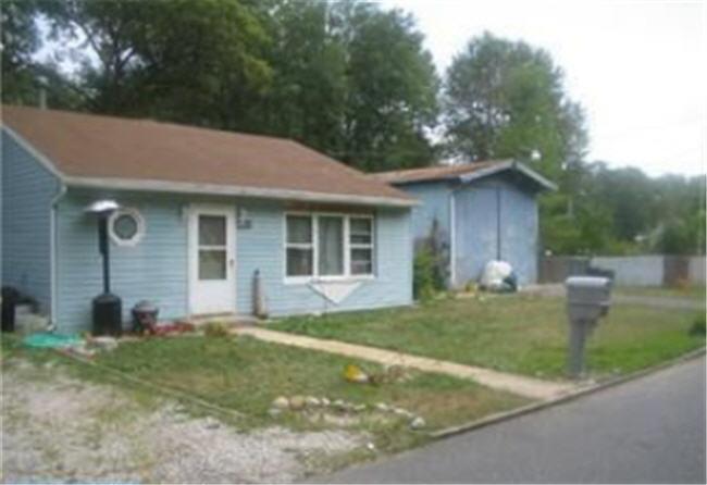 Lake Ave, Williamstown, NJ 08094