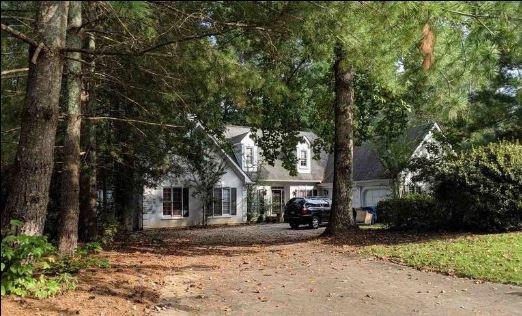 Haverhill Ln, Johns Creek, GA 30022