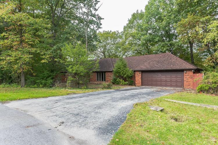 Creekwood Ct, Crete, IL 60417