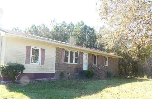 1041 Beulaville Hwy  , Richlands, NC 28574 