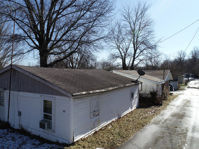 1013 BEECH ST  , Connersville, IN 47331 
