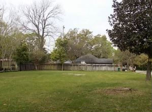 917 Leavins St , Baytown, TX 77520 