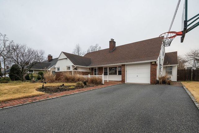Bulaire Rd, East Rockaway, NY 11518 #1