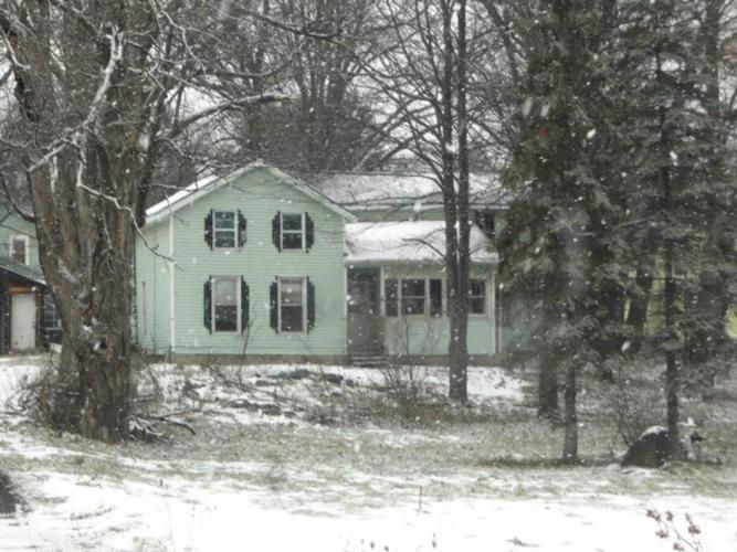 21 Union St  , Dundee, NY 14837 