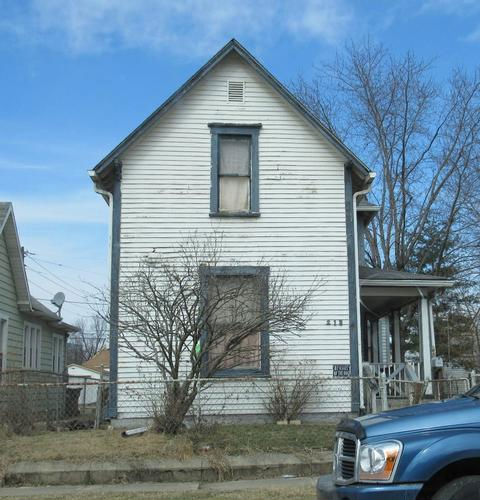 218 Wisconsin St  , Indianapolis, IN 46225 