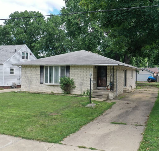 2305 W CALLENDER AVE  , West Peoria, IL 61604 