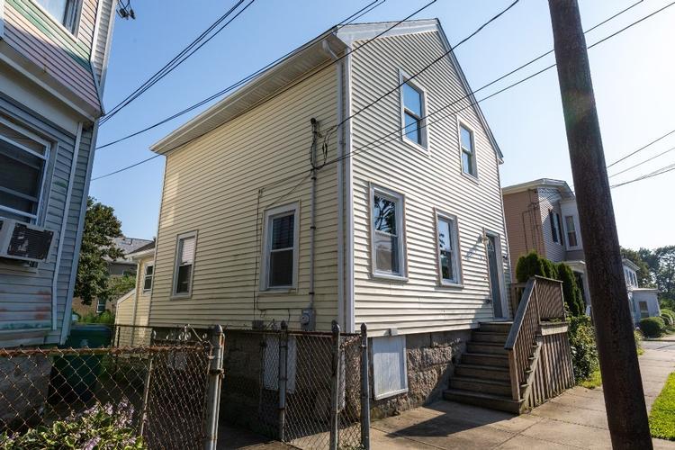 Smith St, New Bedford, MA 02740 #1