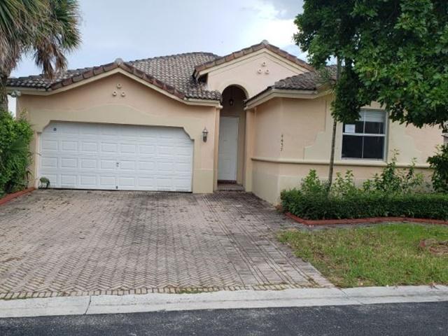 160th Ct, Miami, FL 33185