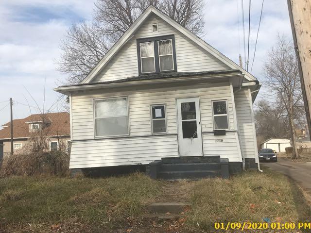 Sprague St, Omaha, NE 68110