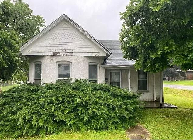 205 S 25th Street  , Louisiana, MO 63353 