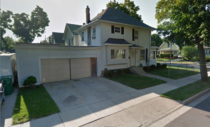 1230 W Hillsdale St  , Lansing, MI 48915 