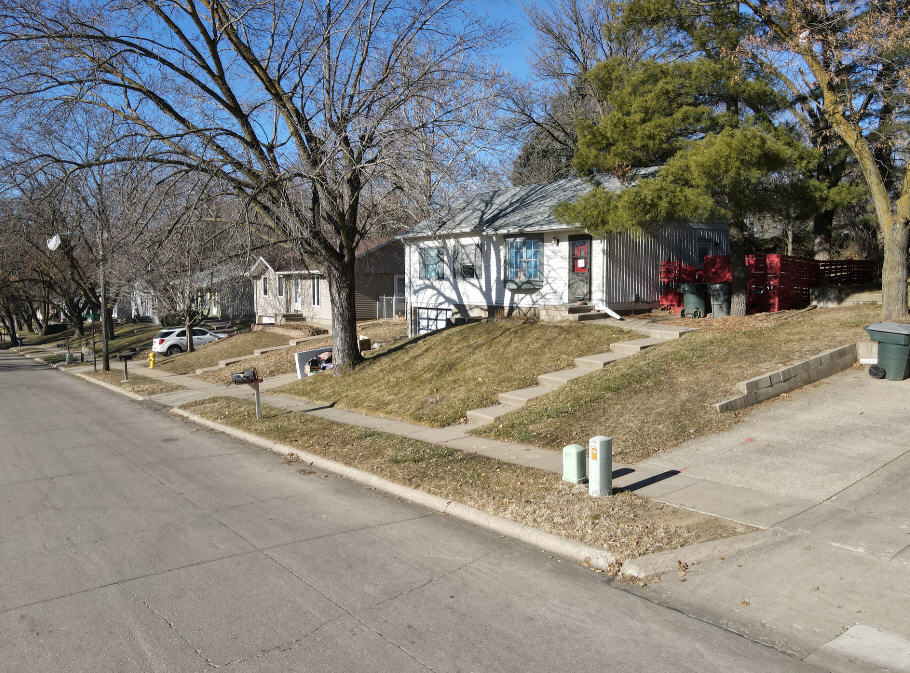 25th St, Sioux City, IA 51103 #1