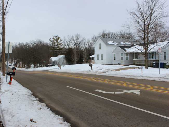 1235 2ND AVE S  , Clinton, IA 52732 