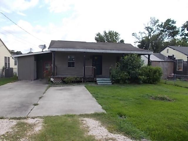 3862 LINCOLN AVE  , Groves, TX 77619 