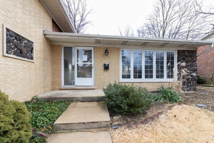 Willow Ln, Oak Forest, IL 60452 #1