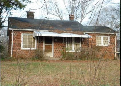 1193 2ND ST SE  , Hickory, NC 28602 