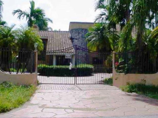 130th Ave, Miami, FL 33175