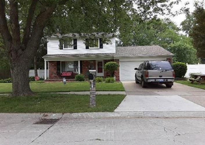 23682  KIM DR  , Clinton Township, MI 48035 