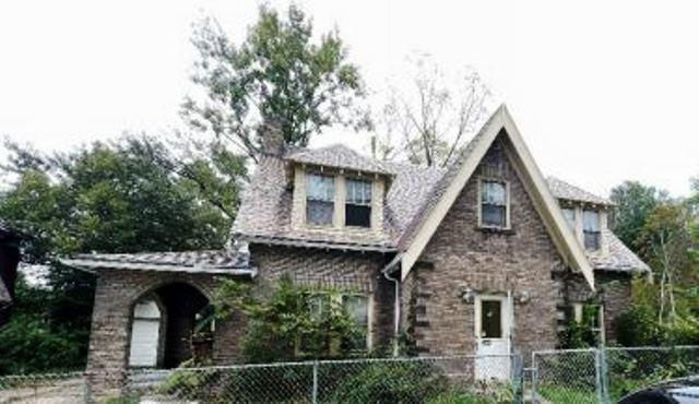 1869 WILLOWHURST RD  , Cleveland, OH 44112 