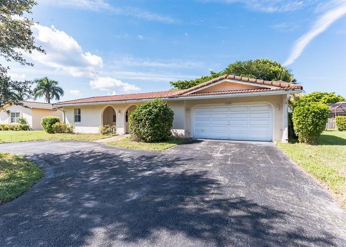 43rd St, Coral Springs, FL 33065