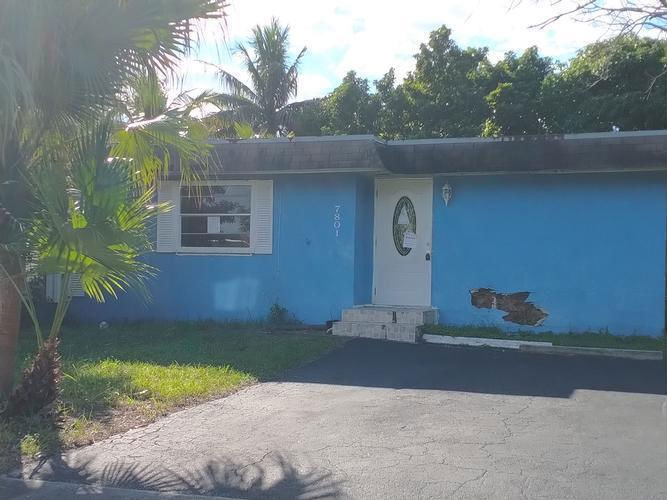7801 NW 73RD TER  , Tamarac, FL 33321 