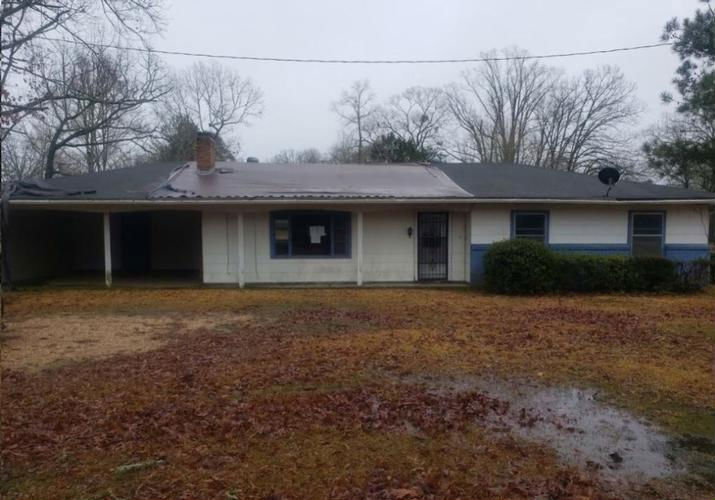 5723 HWY 35 N  , Forest, MS 39074 