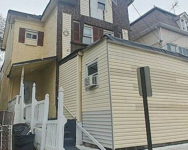 1090 Magnolia   , Elizabeth, NJ 07201 