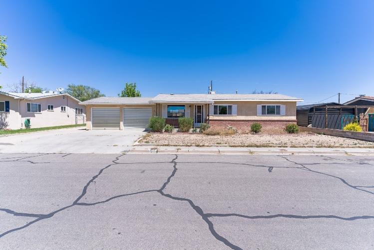 22nd St, Farmington, NM 87401