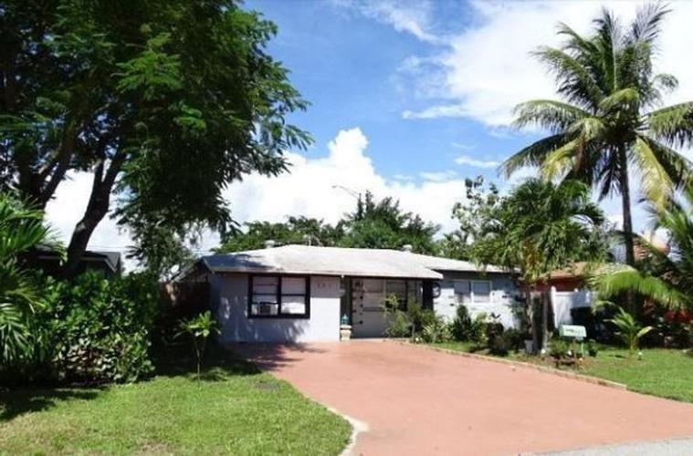 49th St, Fort Lauderdale, FL 33334
