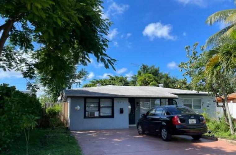 49th St, Fort Lauderdale, FL 33334 #1