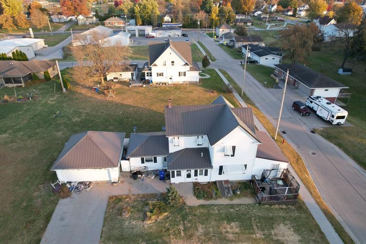 8th St, Bellevue, IA 52031 #1