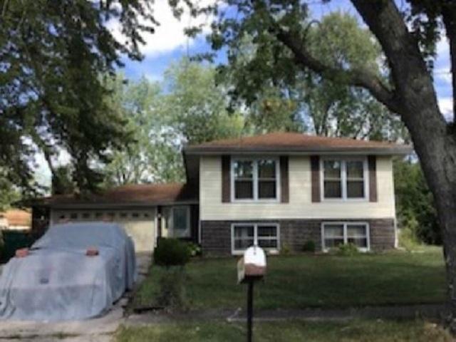Rutledge Ct, Merrillville, IN 46410