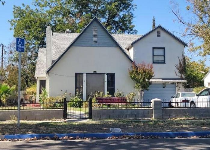 Calaveras St, Fresno, CA 93728