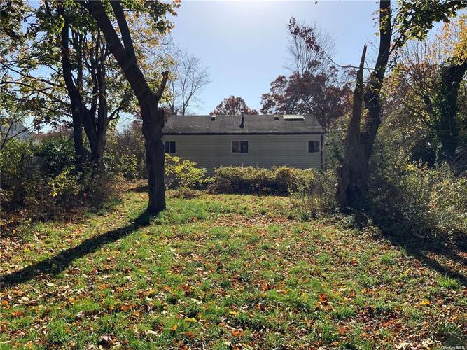 Willow St, Brentwood, NY 11717 #1