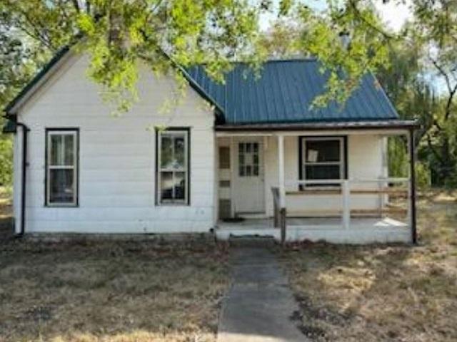 Osage St, Kincaid, KS 66039