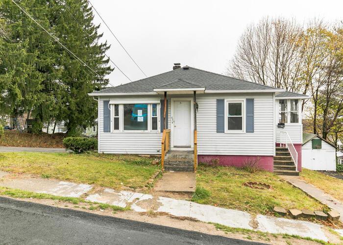 Harvard St, Gardner, MA 01440