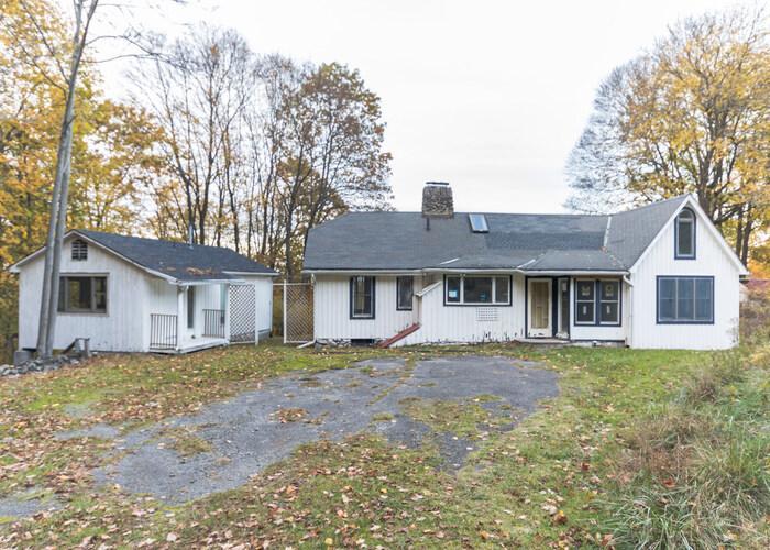 Maple Rd, Cornwall On Hudson, NY 12520
