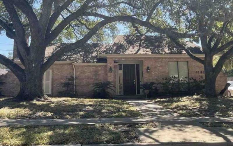 Highgrove Dr, Houston, TX 77077