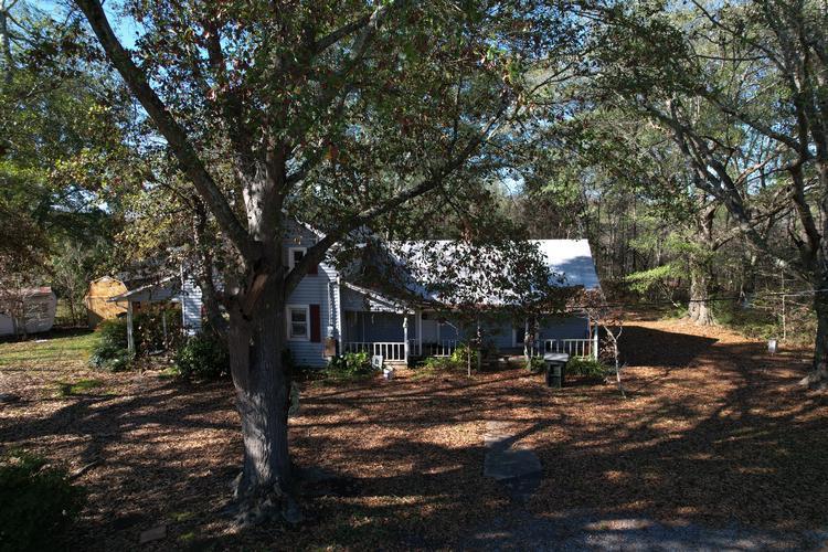 Roark Rd, Blacksburg, SC 29702