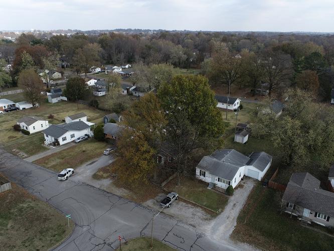 Dalehaven Dr, Evansville, IN 47714 #1