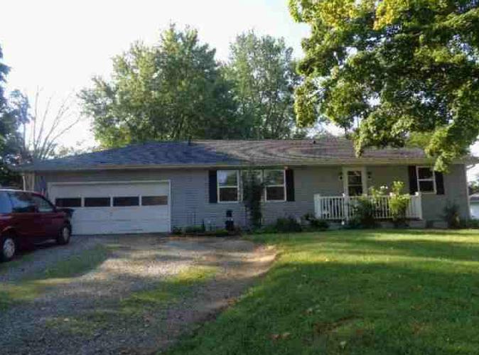 Tiki Ln, Lancaster, OH 43130